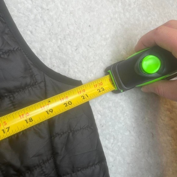 Patagonia nano-puff men's black full zip vest quilt outdoors M - Picture 5 of 5